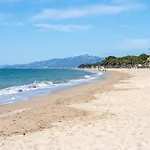 Playa Dorada B106 カンブリルス