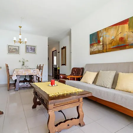Playa Dorada B106 * كامبريلس