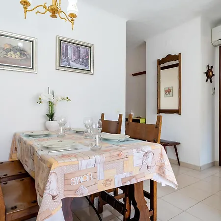 Playa Dorada B106 * كامبريلس
