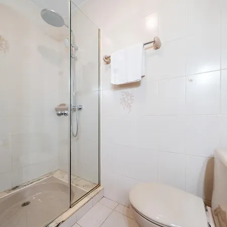 Playa Dorada B106 * كامبريلس