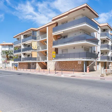 Playa Dorada B106 * كامبريلس